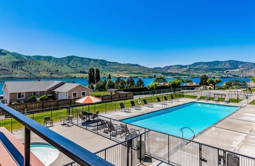 Chelan Apartment | Blue Vista