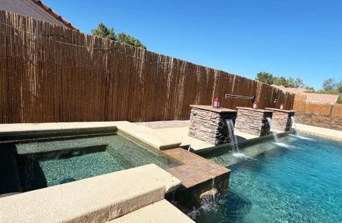 Paradise Villa | Blue Waterfalls