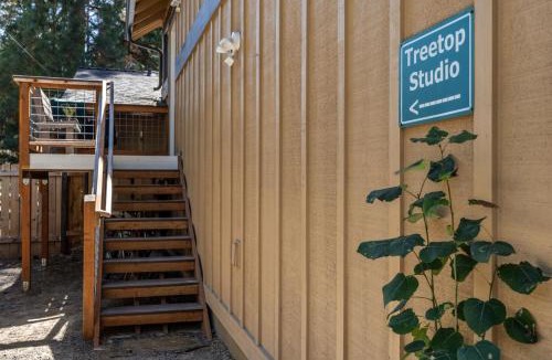 River West House | Bluebird Day - Treetop Studio