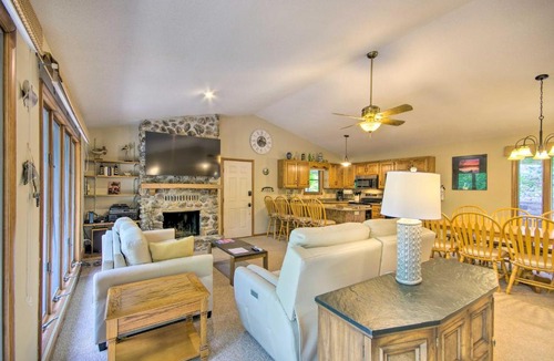 Osage Beach House | Boat Dock! Lakefront Group Getaway in Eldon