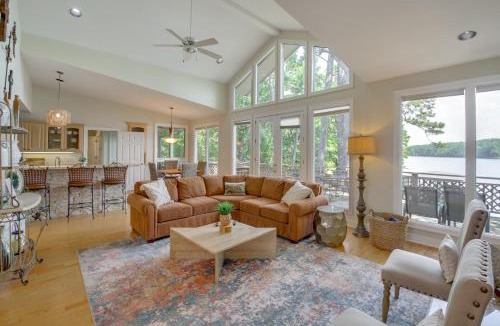 Hot Springs House | Boat Dock, Personal Watercraft: Lake Hamilton Home