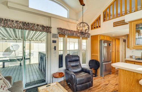 Lake Havasu City House | Boat Launch + Mtn Views: Lake Havasu Cabin