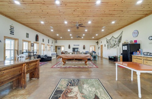 Negreet House | Boat Launch On-Site: Lakefront Toledo Bend Getaway
