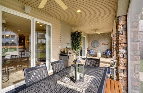 Osage Beach House | Boat Slip + Pool Access: Osage Beach Retreat