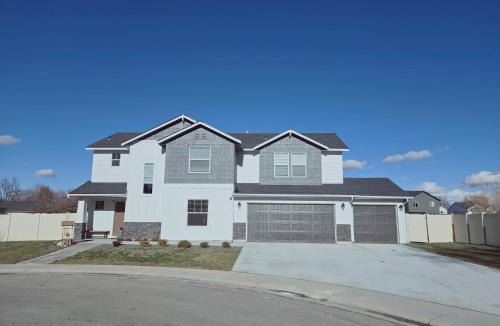 Southwest Ada County Alliance House | Boise Creekside Retreat - Spacious & Peaceful