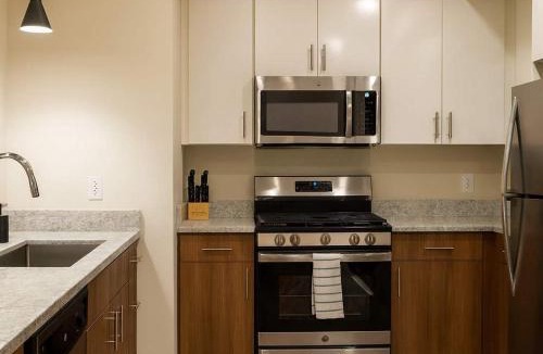 Tempe Apartment | Boulevard Stays Modern Tempe 1BR ASU Pool Gym 13
