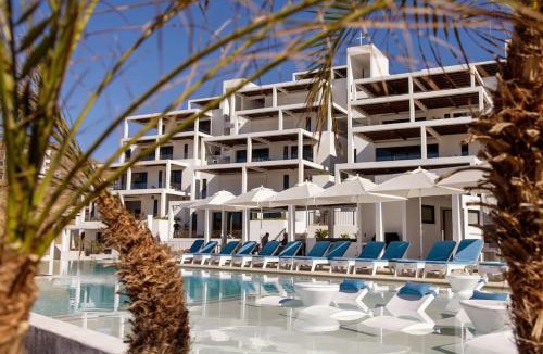 Cerritos House | Boutique Condo, Ocean Views, Luxury Amenities