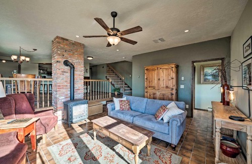 Bozeman House | Bozeman Home on 11 Acres w/Mountain Views!
