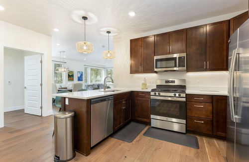 Lakeside Village Condo | Brand New Luxury Condo/Mountain Views/Shared Hot Tub