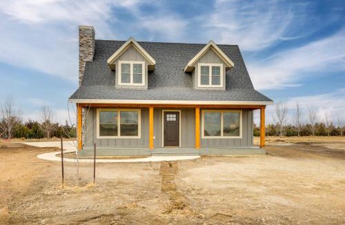 Pierre House | Brand-New Pierre Home Near Cow Creek & Boating!
