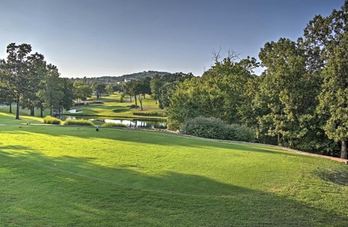 Table Rock Apartment | Branson Condo about 9 Mi to Silver Dollar City
