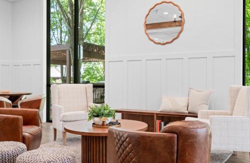 Branson Hotel | Branson Falls Lodge