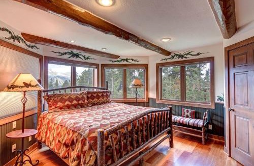 Baldy Mountain House | Breathtaking Mountain Vacation Rental with Hot Tub in Breckenridge, Colorado