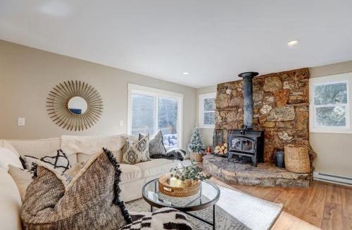 Blue River House | Breck Cabin - Game Room & 10 minutes to Slopes