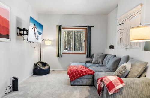 Blue River House | Breck Mountain Home Near Main Street and Trails