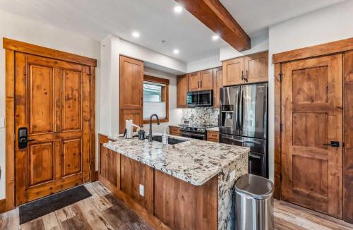 Breckenridge House | Breck Vacation Rental Walk to Gondola & Lifts