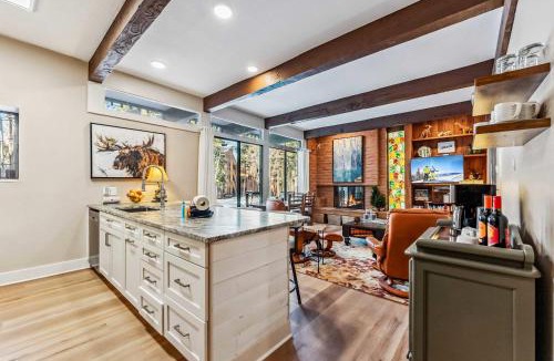 Warrior's Mark Apartment | Breckenridge Condo Steps from Main Street and Peak 9