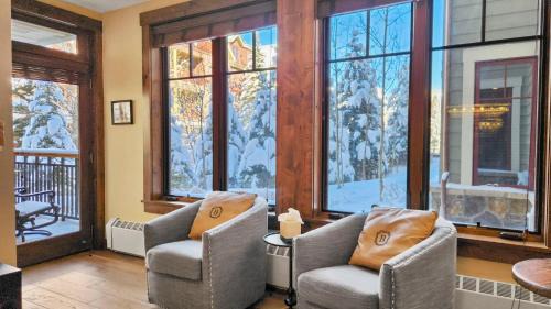 Breckenridge House | Breckenridge Vacation Rental Condo with Balcony!