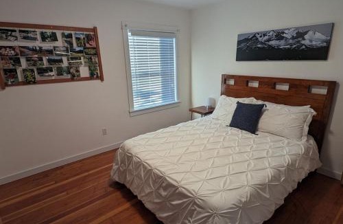 Oakridge Apartment | BrewPub Bungalow #1