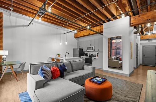 Downtown St. Louis Apartment | Brick & Bed Riverfront Lofts, G 306