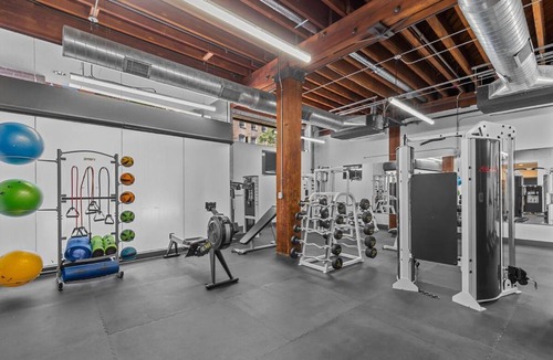 Downtown St. Louis Apartment | Brick & Bed Riverfront Lofts, G 204