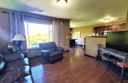 Spirit Lake Villa | Bridges Bay Vacation Cabin 113