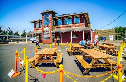 Waldport House | Bridgeview Escape