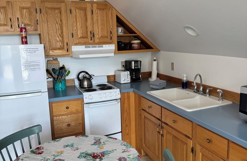 West Yellowstone Apartment | Bright and clean upstairs Studio apartment