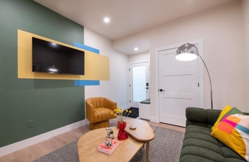 Berkeley House | Bright retreat near Tennyson w full kitchen