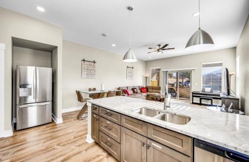 Woodland Park House | Bright & Spacious Modern Home, Mountain Views, Walk to Downtown