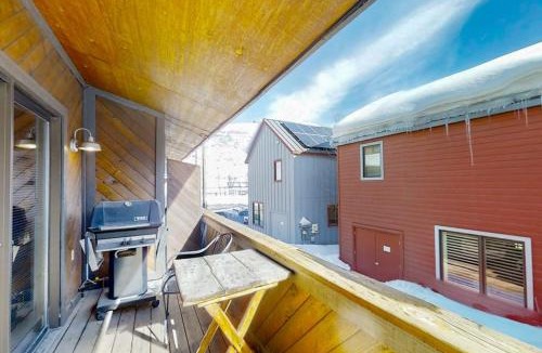 North Park City House | Bright Townhome with Sauna Fireplace & Grill - Walk to Resort Base
