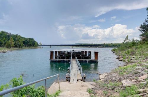 Greers Ferry House | Bring Your Boat! Greers Ferry Lake Home w/Slip