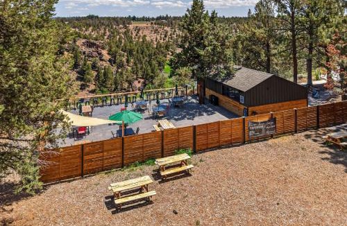 Redmond House | Bucks Hollow