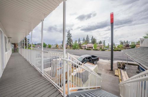 Old Farm District Hotel | Budget Inn Bend