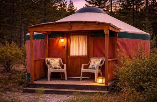 Buena Vista House | Buena Vista's Yurt Haven Retreat by Hot Springs!