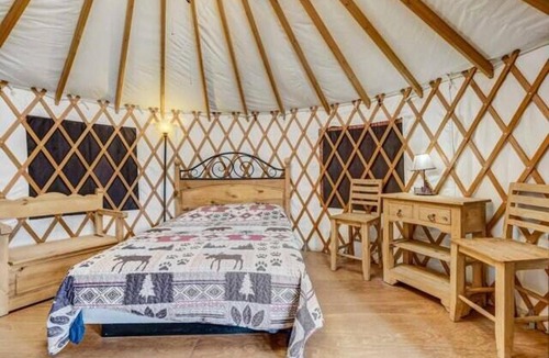 Buena Vista House | Buena Vista's Yurt Haven Retreat by Hot Springs!