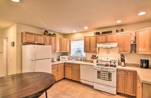 Buena Vista House | Buena Vista 'Shambala' Sanctuary Near Main St!