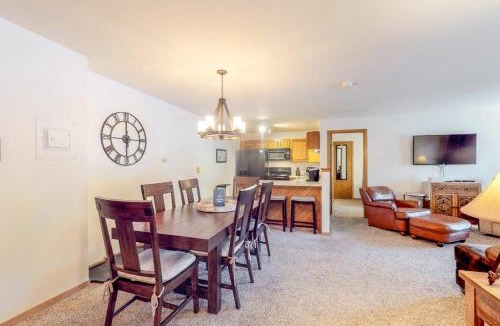 Wildernest Apartment | Buffalo Village