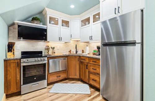 Fall River Estates Apartment | Bugle Pointe B07 by Estes Park Condos