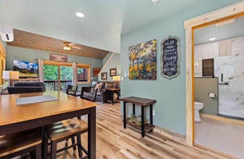 Fall River Estates Apartment | Bugle Pointe B07 by Estes Park Condos
