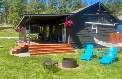 Rapid City Resort | Cabin 12 at Horse Creek Resort