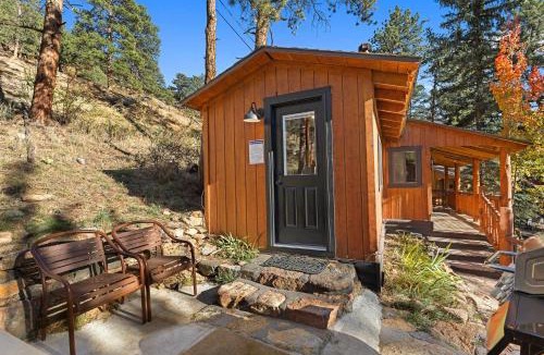 Estes Park House | Cabin 6- Private Hot Tub 5 Min to RMNP