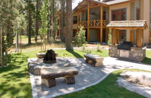 Crooked Pines House | Cabins 21