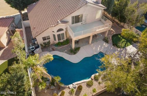 Dave Brown Arabian Estates House | Cactus Grove l Heated Pool l Putting Green l BBQ