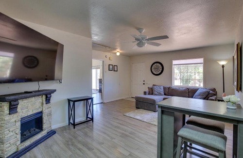 Yucca Valley Apartment | California Vacation Rental with Hot Tub & Patio!