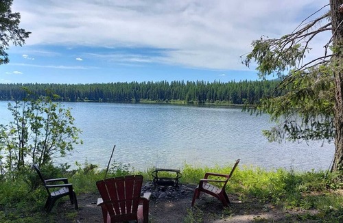 Olney RV Rental | Campsite #9 with Lake Access