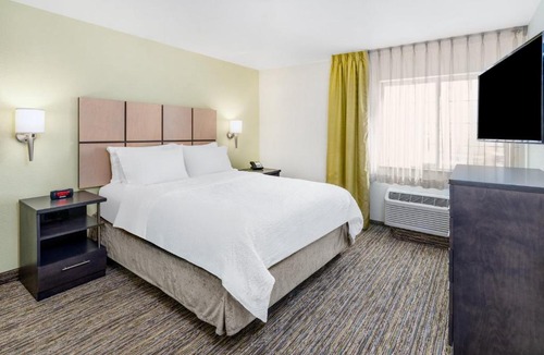 Cheyenne Hotel | Candlewood Suites Cheyenne by IHG