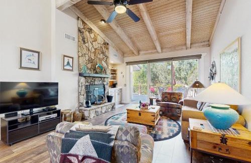 Oak Creek House | Canyon Lookout