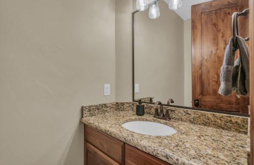 Zion National Park East Entrance House | Canyon Ridge Retreat, Adventure at your doorstep