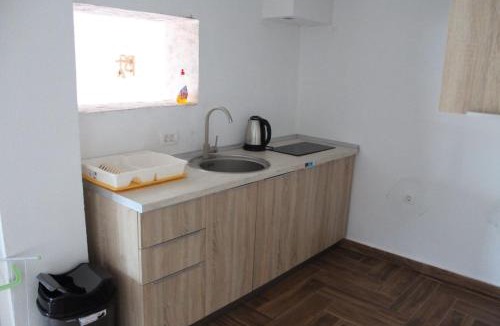 Dobra Voda Apartment | Captain's View